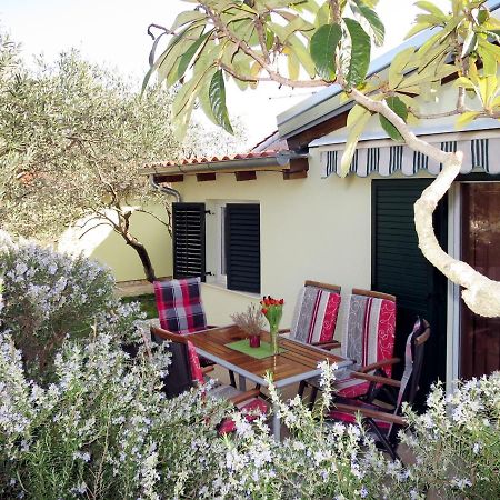 Holiday Home Camp Marko - Roz338 By Interhome Zečevo Exteriör bild