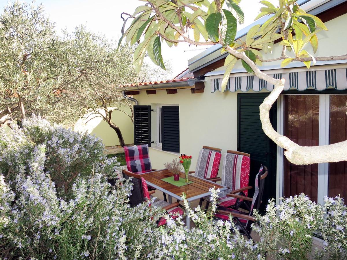Holiday Home Camp Marko - Roz338 By Interhome Zečevo Exteriör bild