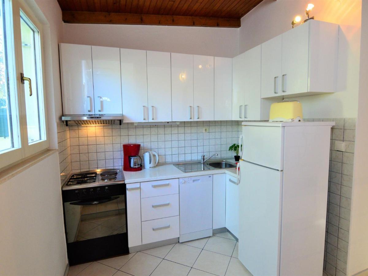 Holiday Home Camp Marko - Roz338 By Interhome Zečevo Exteriör bild